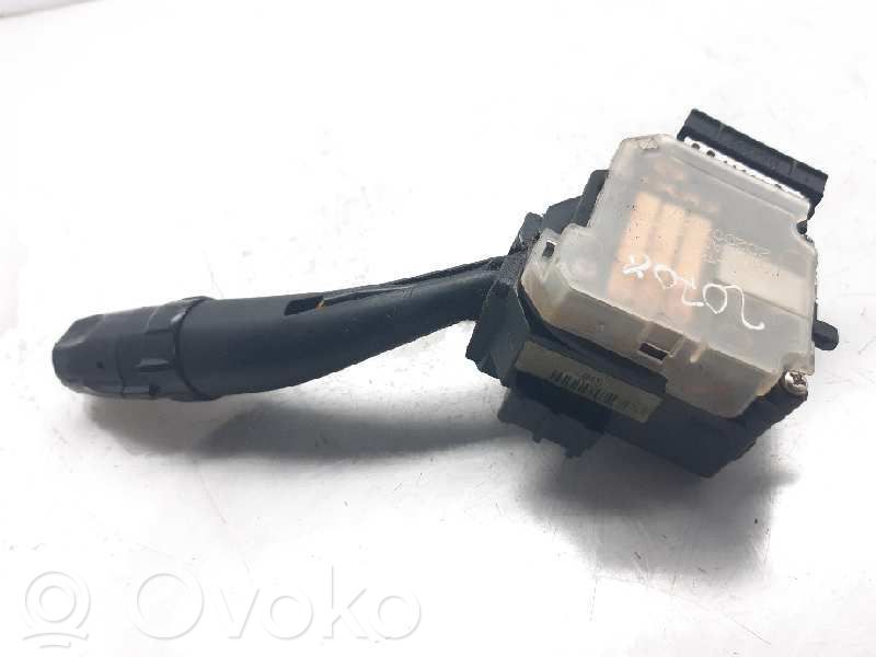 KIA Carens II Light switch 