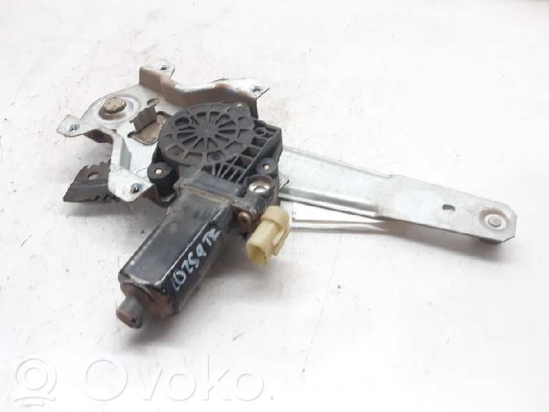 Hyundai Getz Ręczny podnośnik szyby drzwi tylnych 