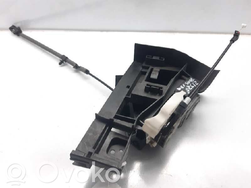 Cerradura de puerta trasera   BM5AA26413CB