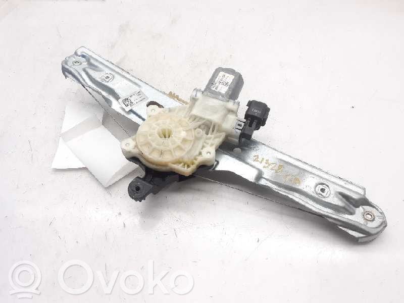 Regulador manual de la ventanilla trasera   BM51A27000BA