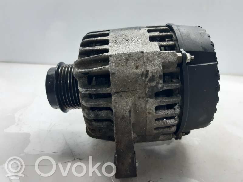 Toyota Auris E180 Alternador 