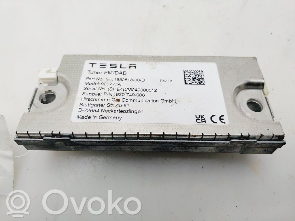 Tesla Model 3 Inne komputery / moduły / sterowniki 