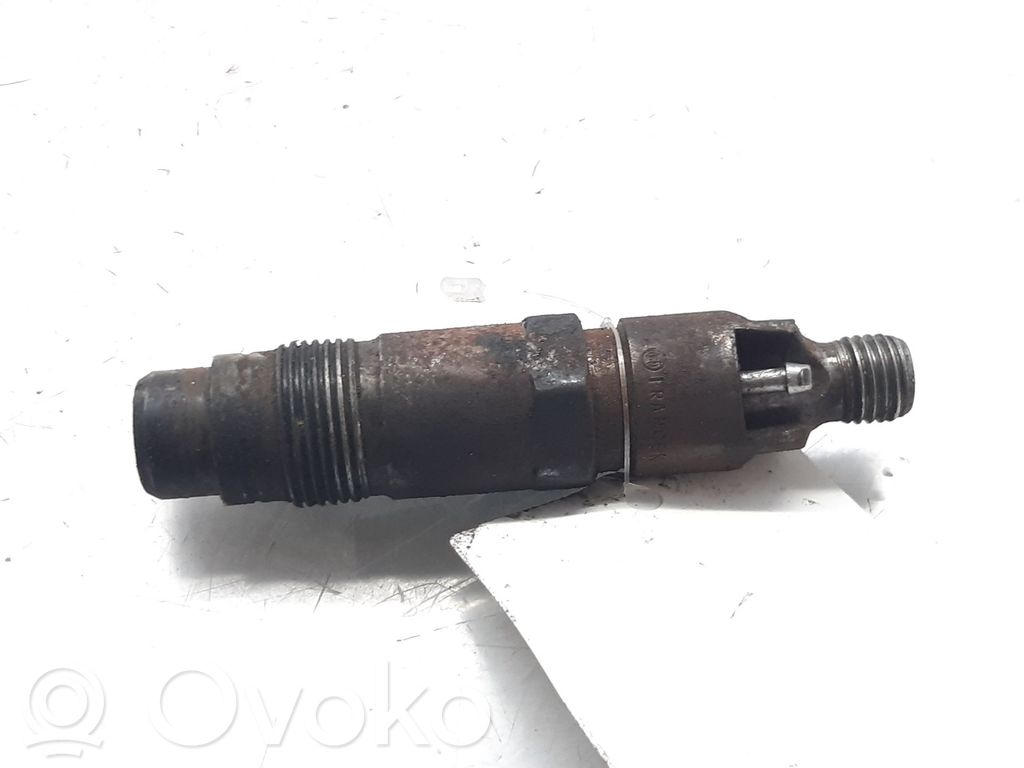 Citroen Saxo Inyector de combustible 