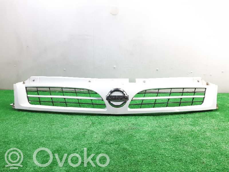 Nissan Interstar Etusäleikkö 