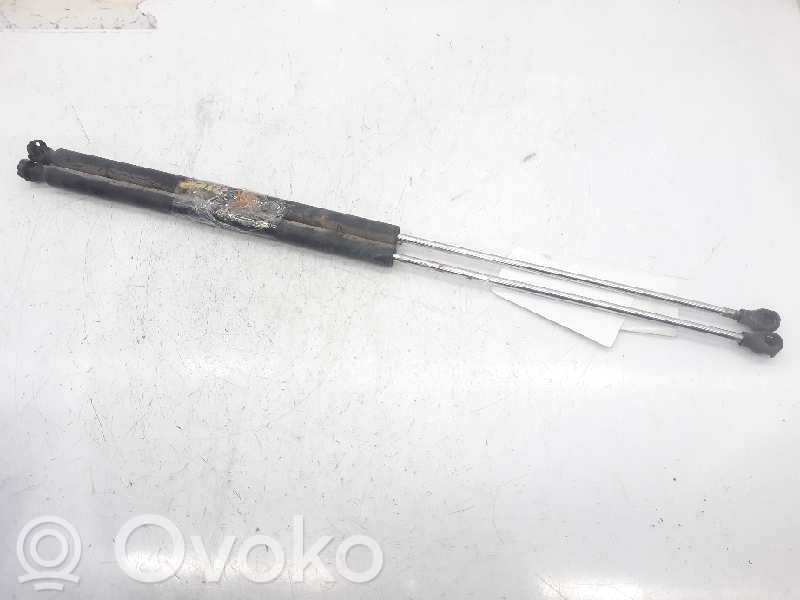 Peugeot 106 Amortyzator klapy tylnej bagażnika 