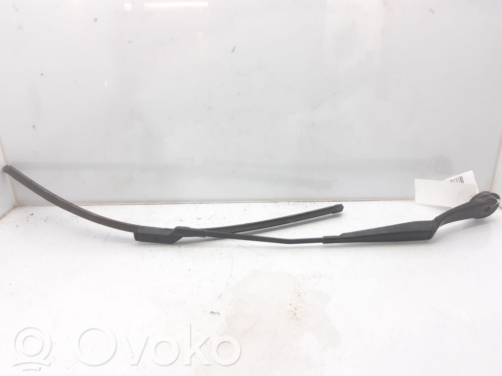 Ford Focus Wischerarm vorne 