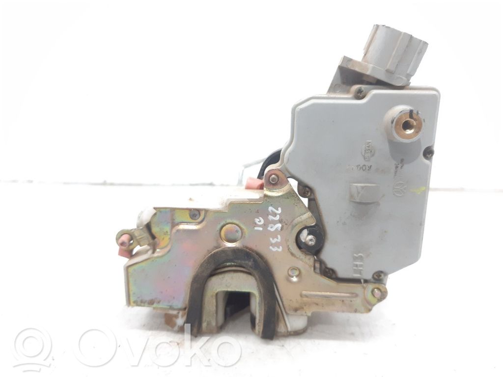 Nissan Primera Serrure de porte avant