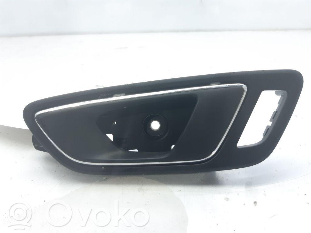 Seat Ateca Manecilla interna puerta delantera 