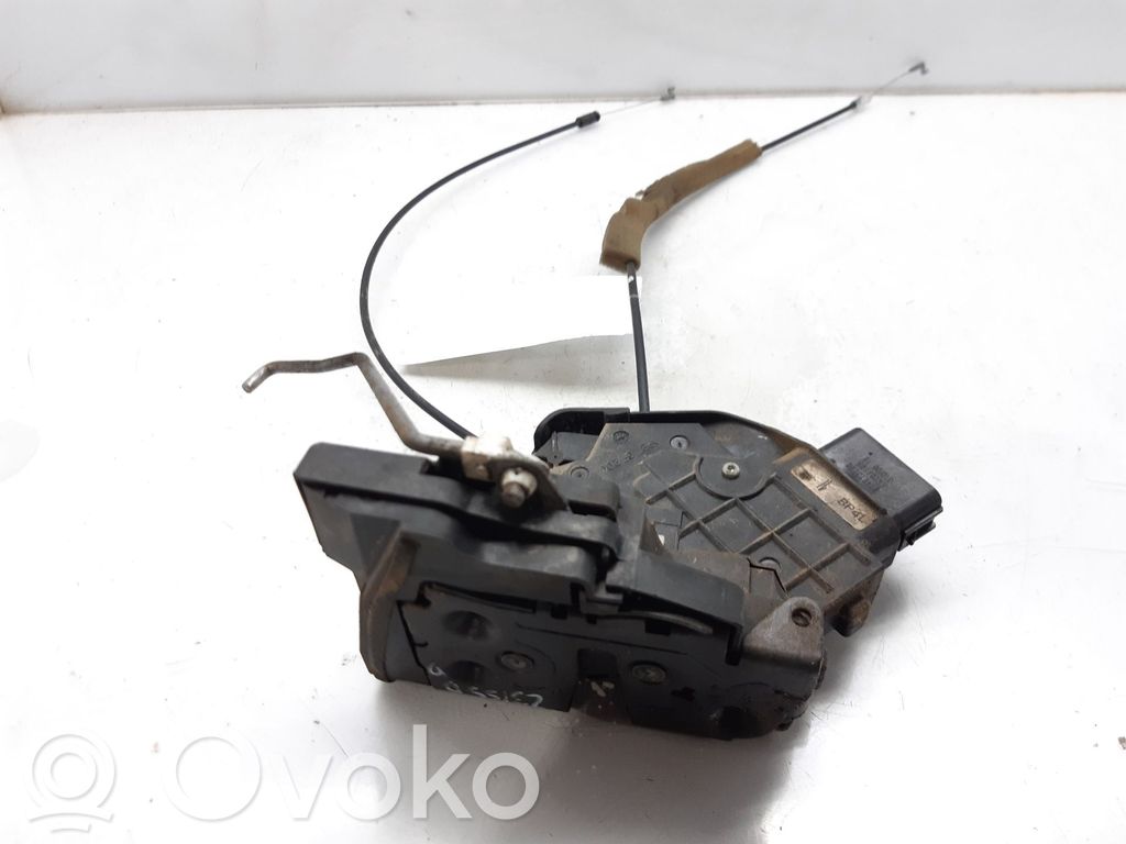 Mazda 3 I Etuoven lukko 