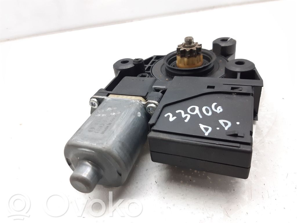 Renault Megane III Motor macara geam ușă față 