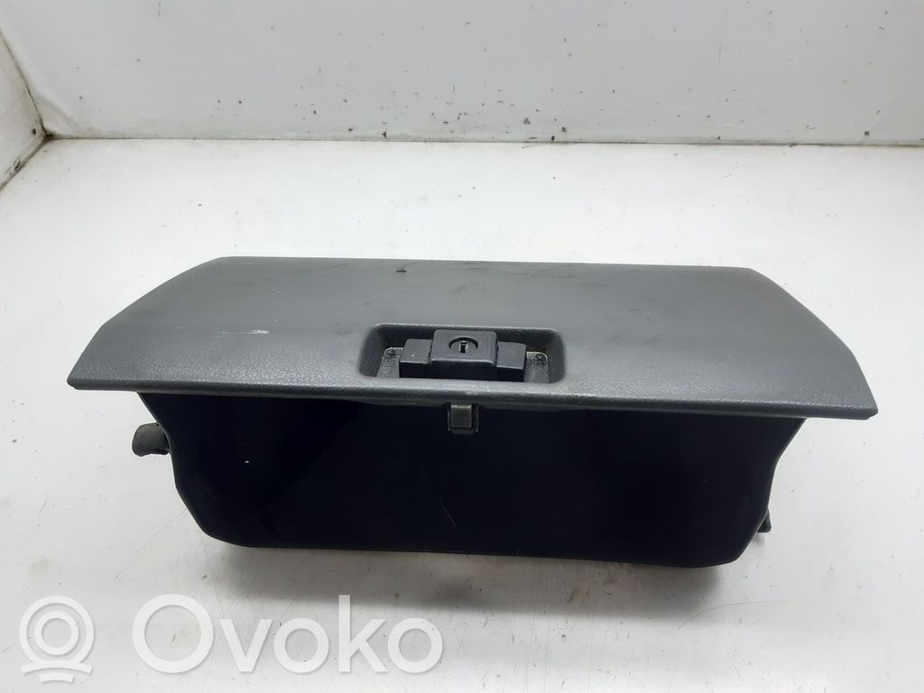 Guantera   MB652136