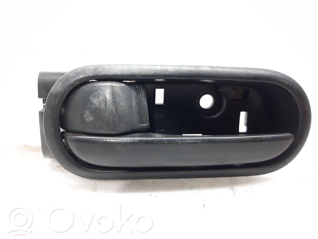 Mazda 2 Manecilla interna puerta delantera 