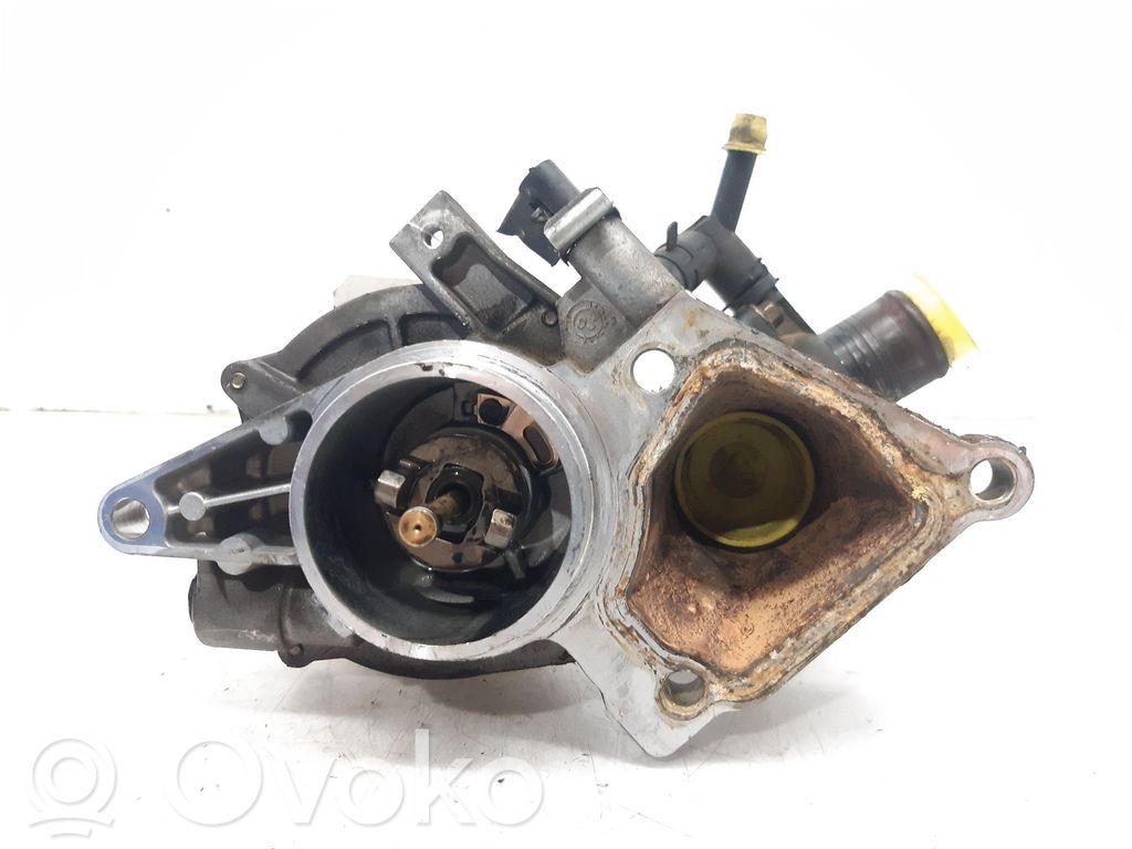 Ford Mondeo Mk III Bomba de vacío 