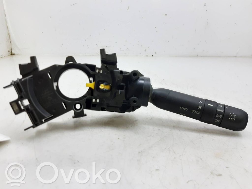Interrupteur d’éclairage   93410G6630