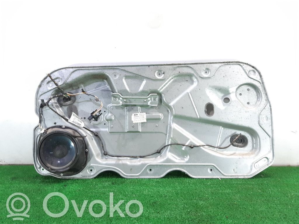 Ford Focus Regulador de puerta delantera con motor 