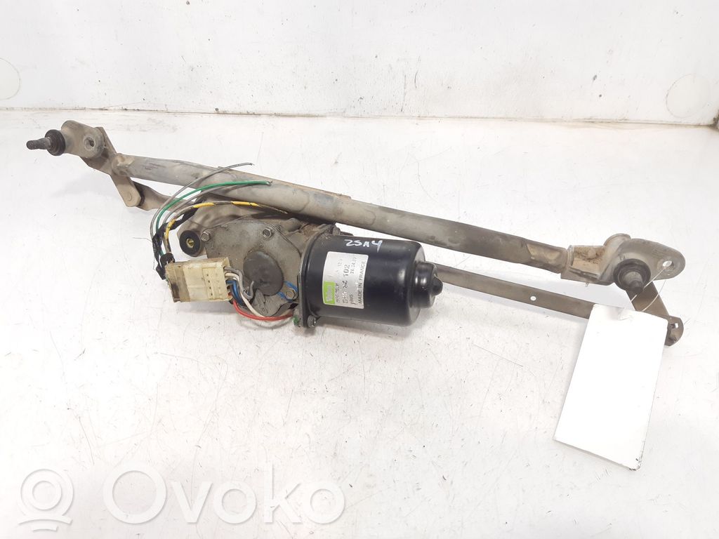 Citroen Saxo Motor y varillaje del limpiaparabrisas delantero 