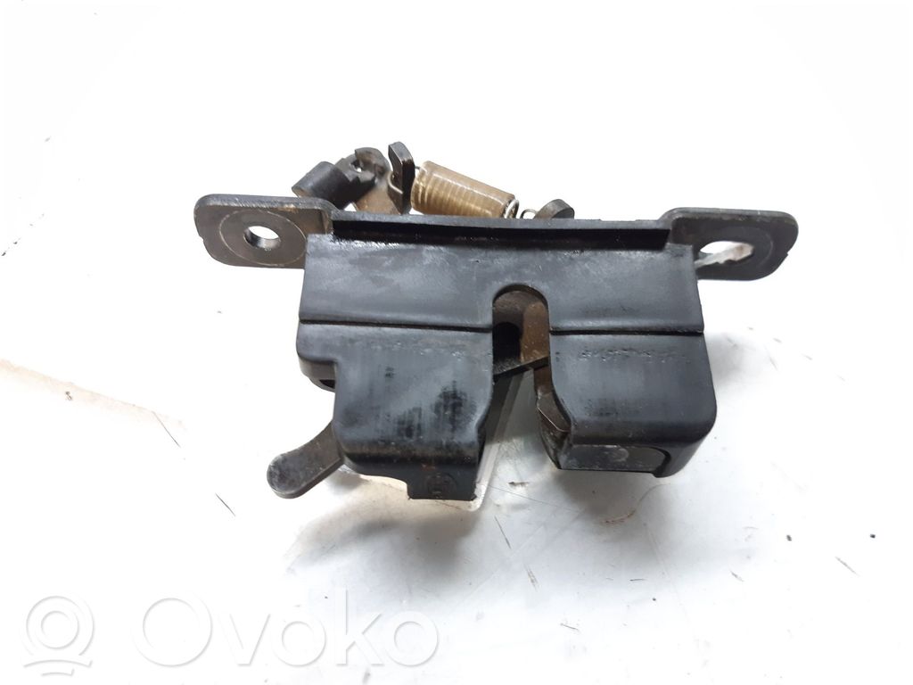 Tailgate lock latch   81230FD000