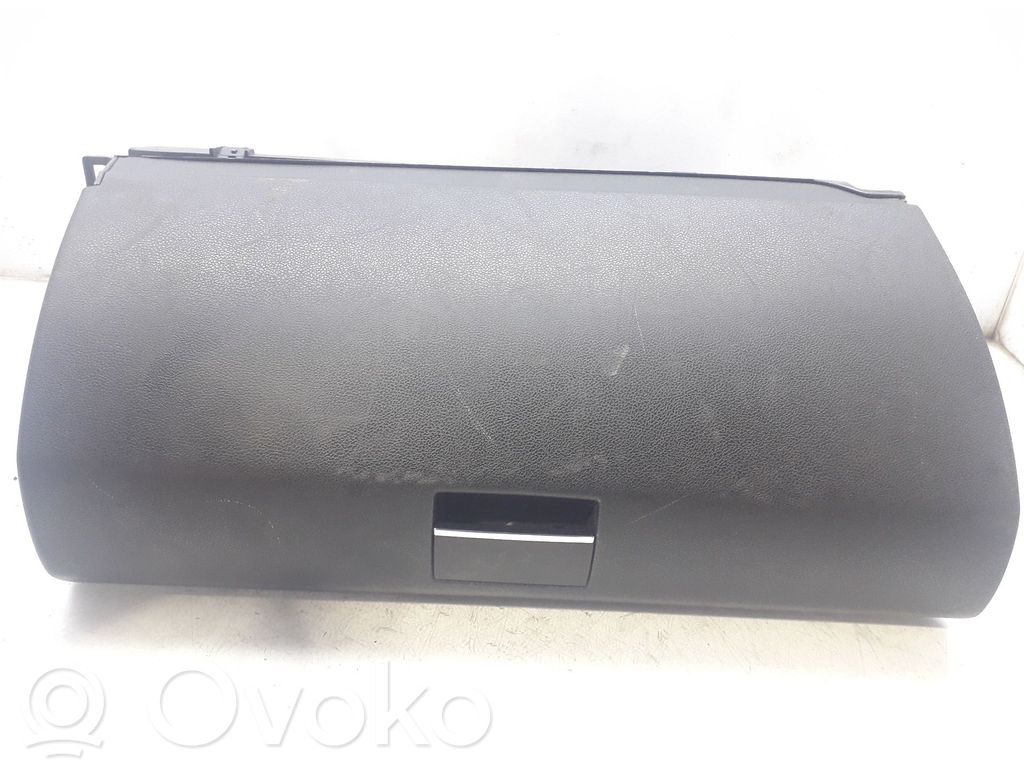Guantera   16968016919D84