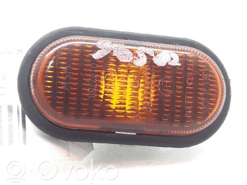 Nissan Primastar Etupuskurin suuntavilkku 