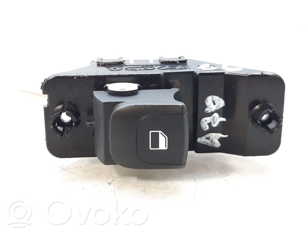 KIA Stonic Interruptor del elevalunas eléctrico 