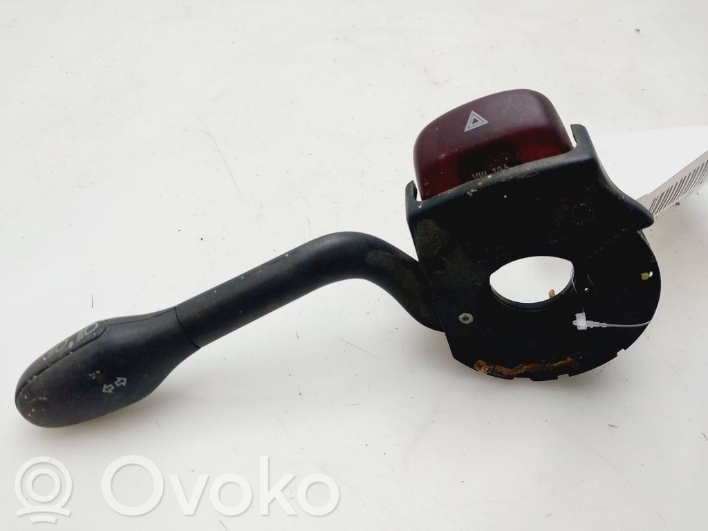 Volkswagen PASSAT B4 Palanca de intermitentes 