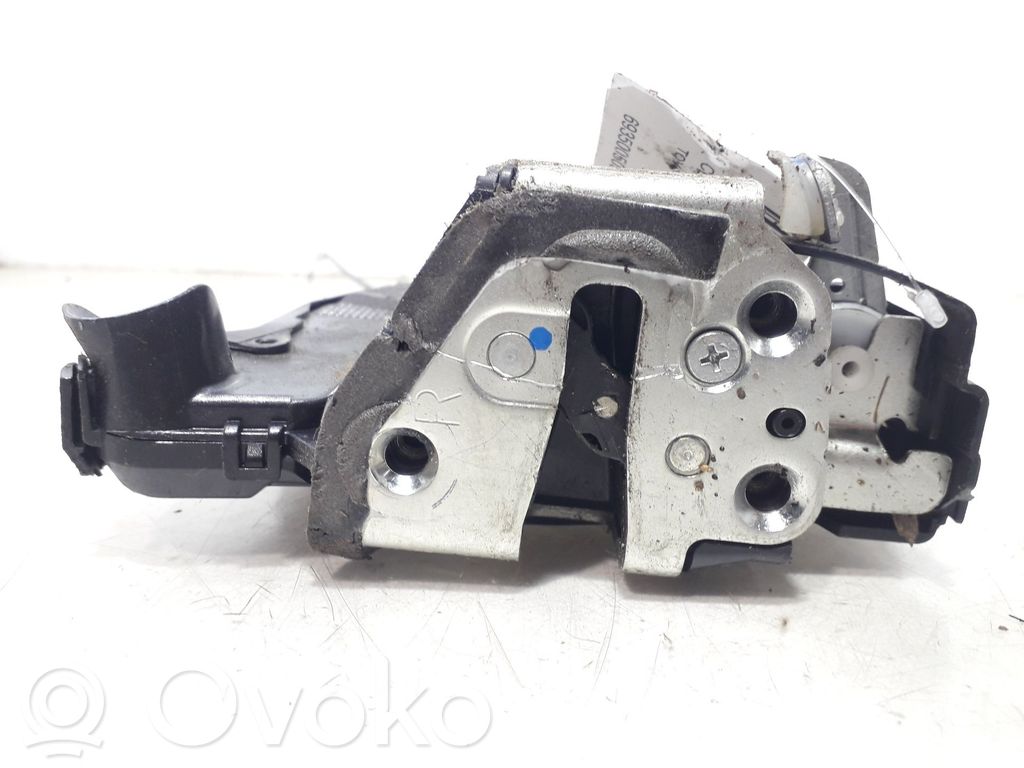 Toyota Verso Serratura portiera anteriore