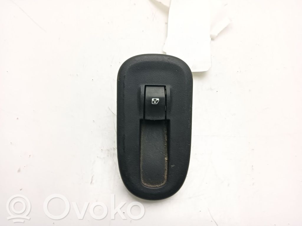 Renault Master III Electric window control switch 