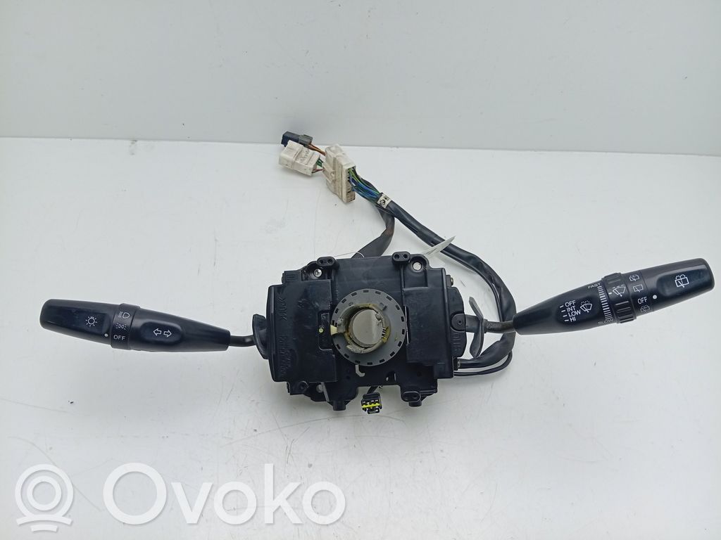 Hyundai H-1, Starex, Satellite Przełącznik / Przycisk kierownicy 