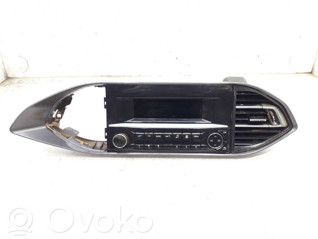 Peugeot 308 SW  Monitor/display/piccolo schermo 