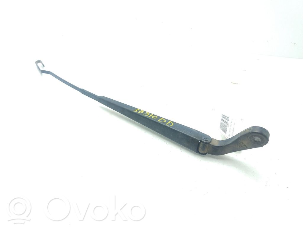 Chrysler Voyager Wischerarm vorne 