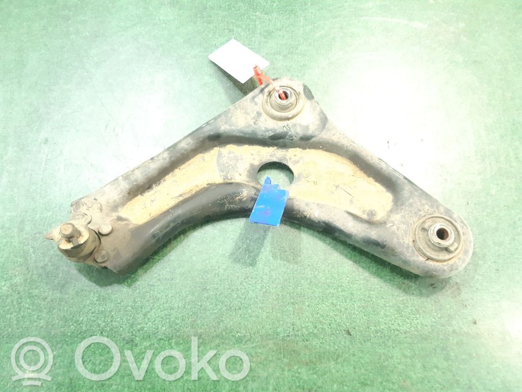 Peugeot 207 Querlenker Achsschenkel vorne 