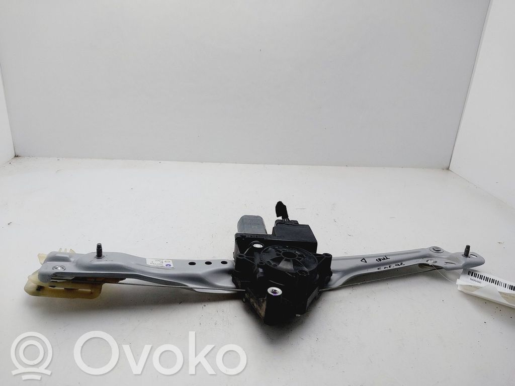 Opel Crossland X Ręczny podnośnik szyby drzwi tylnych 