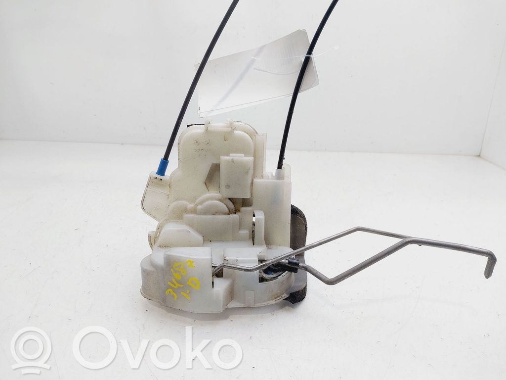 Subaru Legacy Priekšpusē slēdzene 