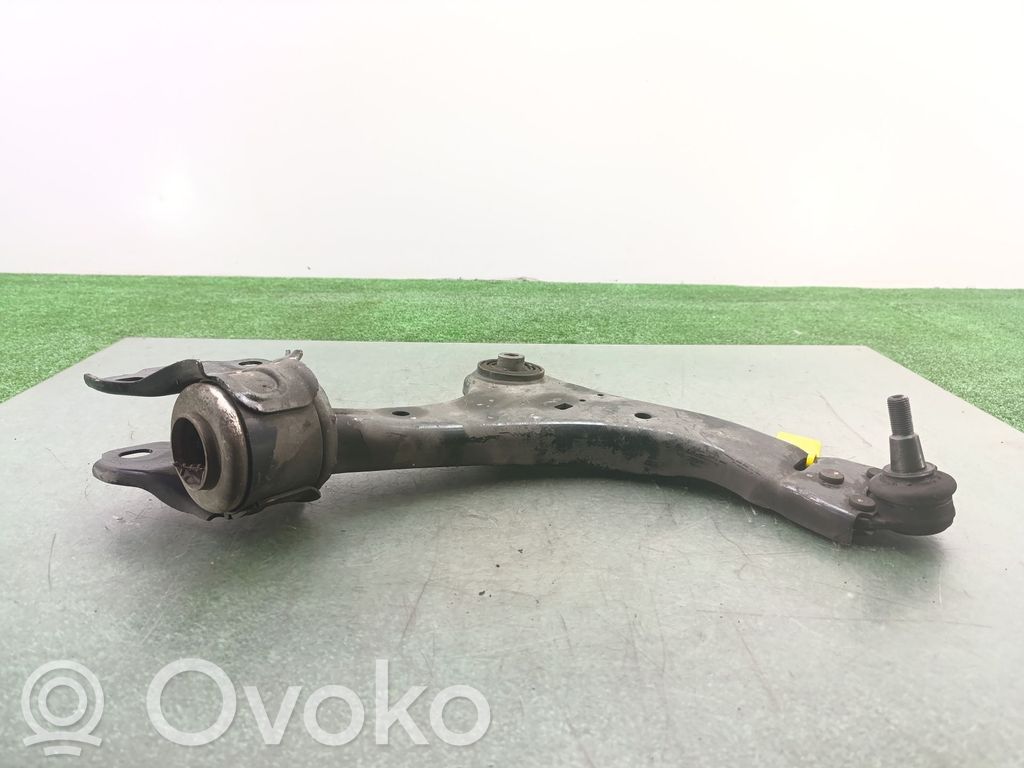 Ford Mondeo MK IV Braccio di controllo sospensione anteriore inferiore/braccio oscillante 