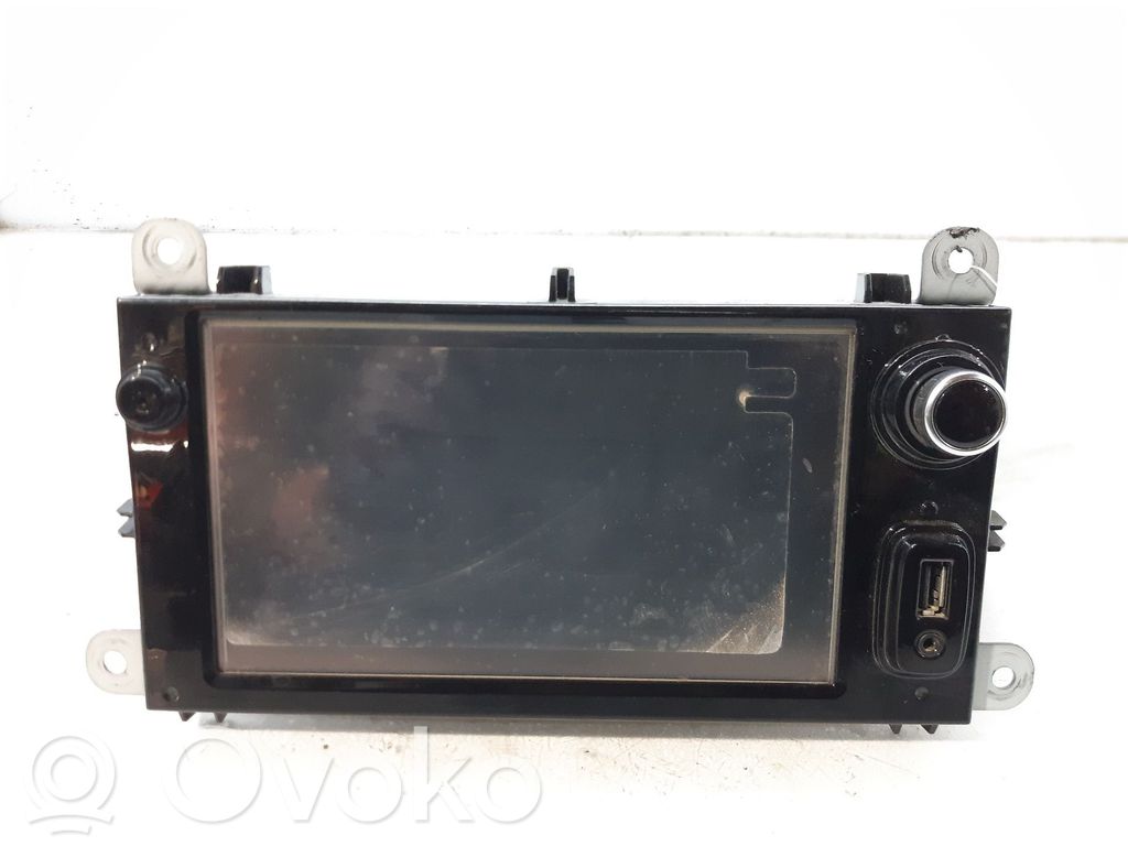 Renault Clio IV Unitate principală radio/CD/DVD/GPS 