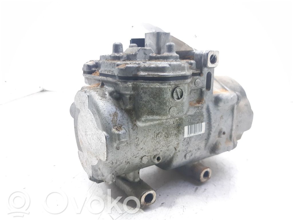 Toyota RAV 4 (XA40) Klimakompressor Pumpe 