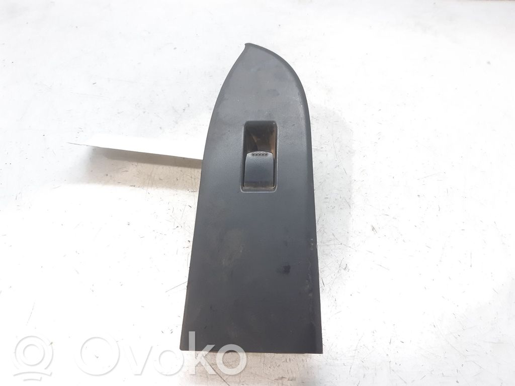 Suzuki Grand Vitara II Electric window control switch 