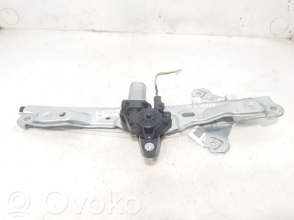 Nissan Qashqai Macara geam spate manuală 