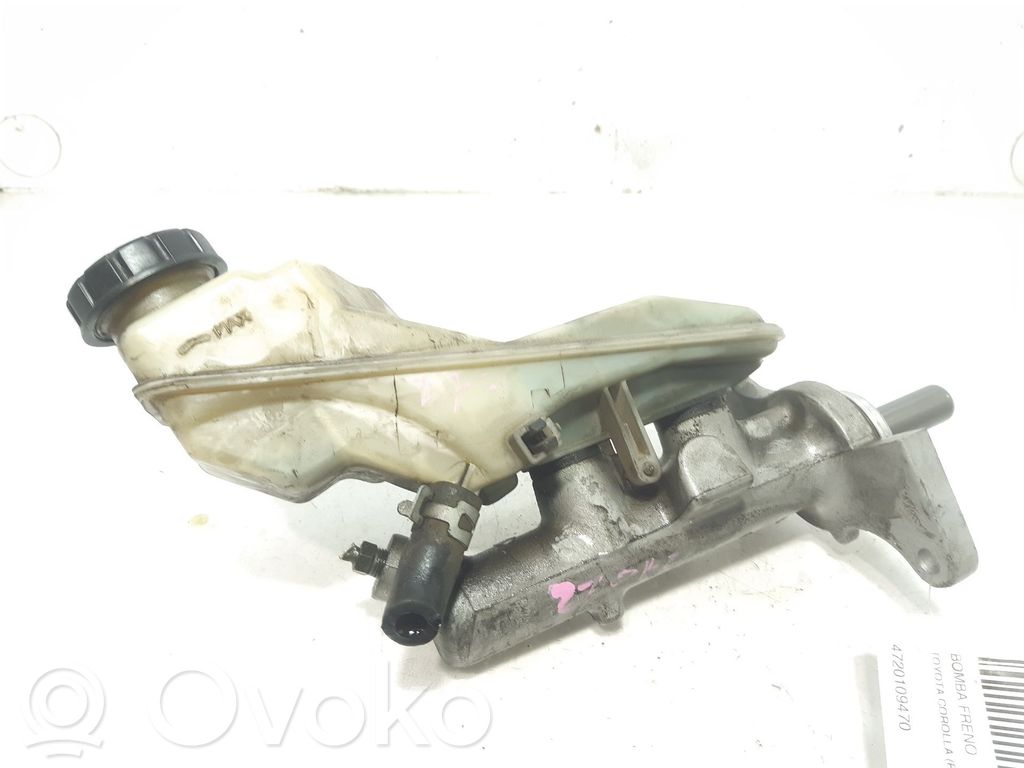 Toyota Corolla E120 E130 Pääjarrusylinteri 