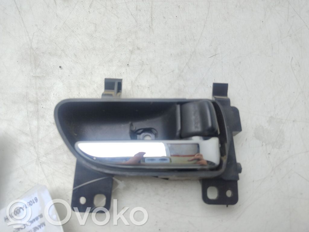 Subaru Legacy Poignée intérieure de porte arrière