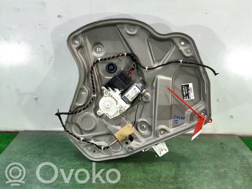 Skoda Octavia Mk2 (1Z) Regulador manual de la ventanilla trasera