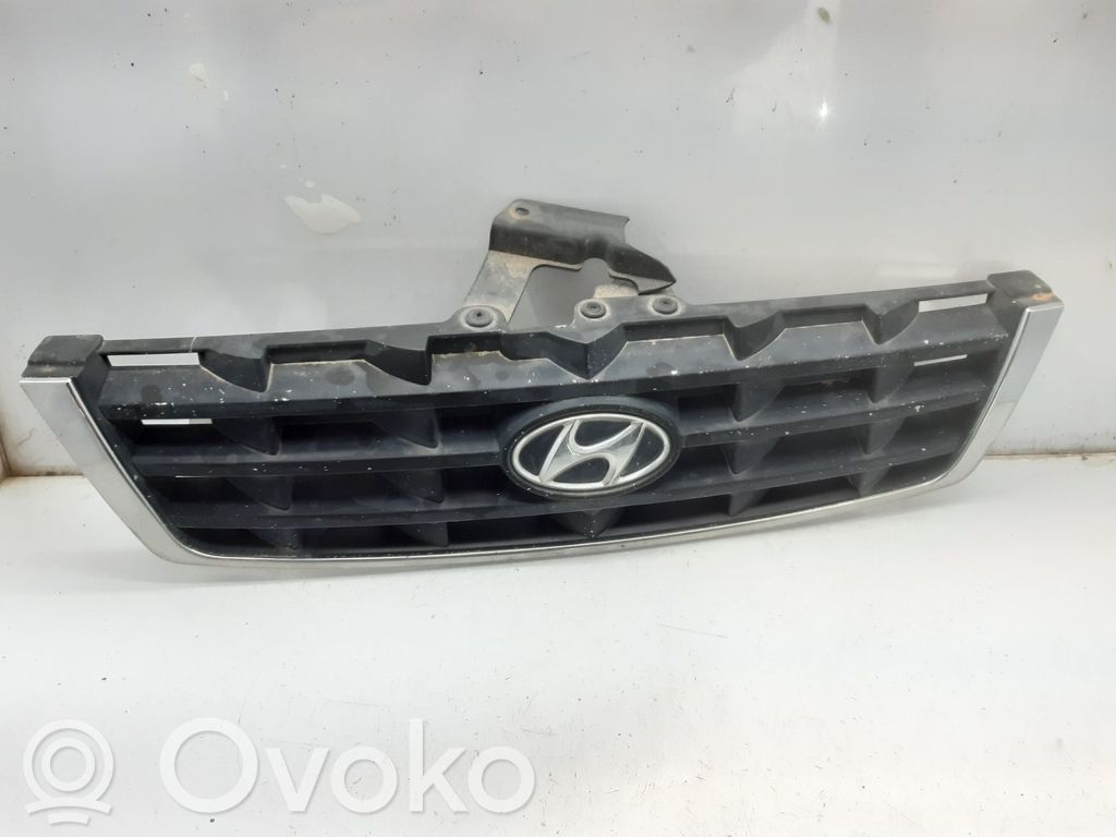 Hyundai Accent Etusäleikkö 