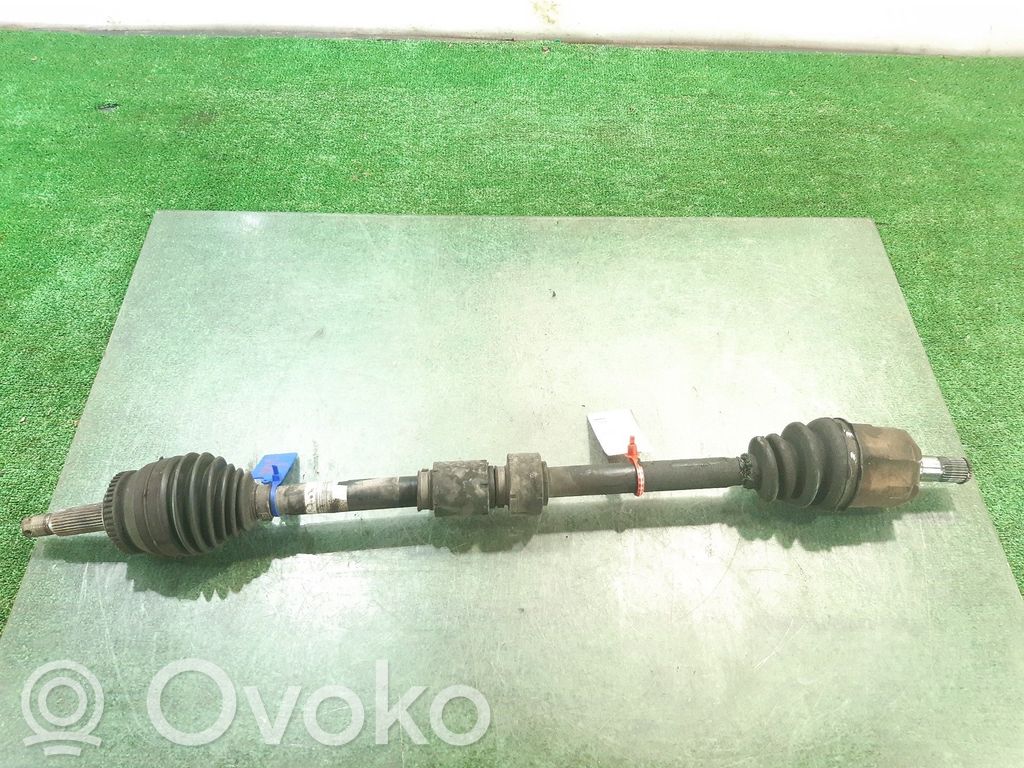 KIA Ceed Etuvetoakseli 