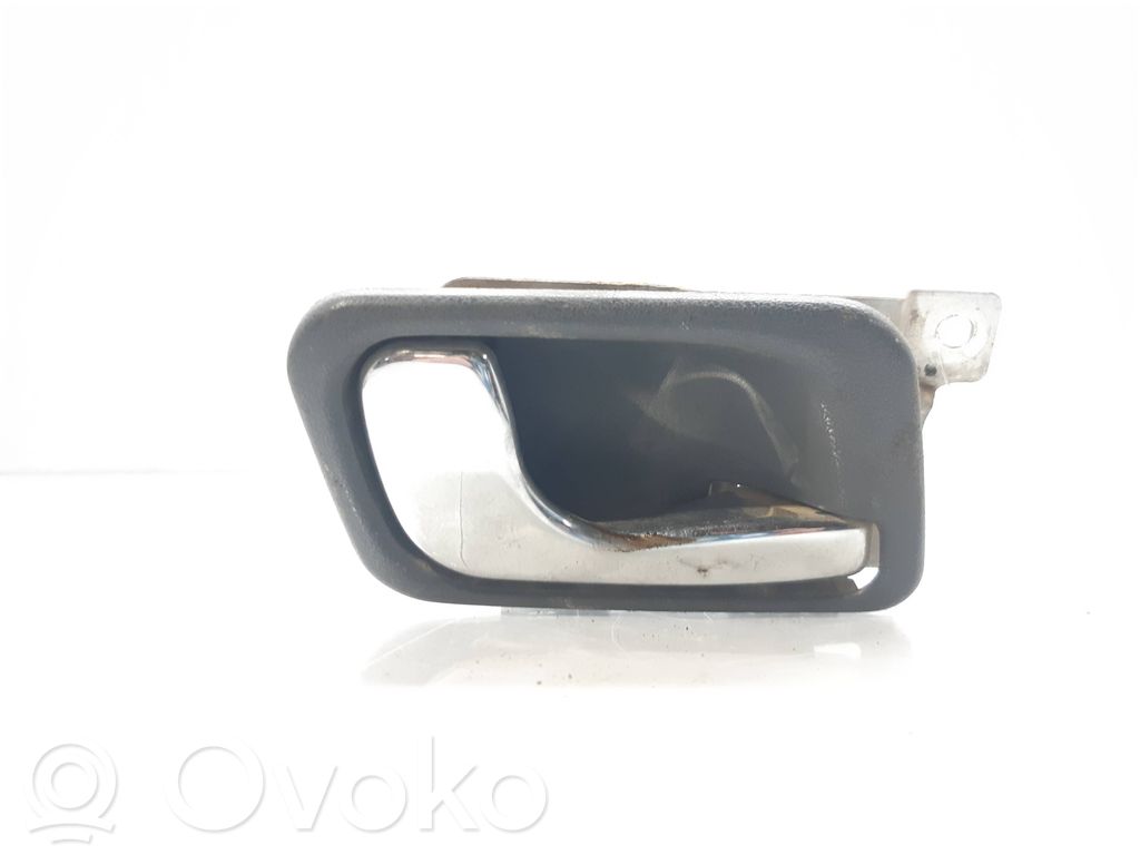 Mitsubishi Montero Manecilla interna puerta trasera 