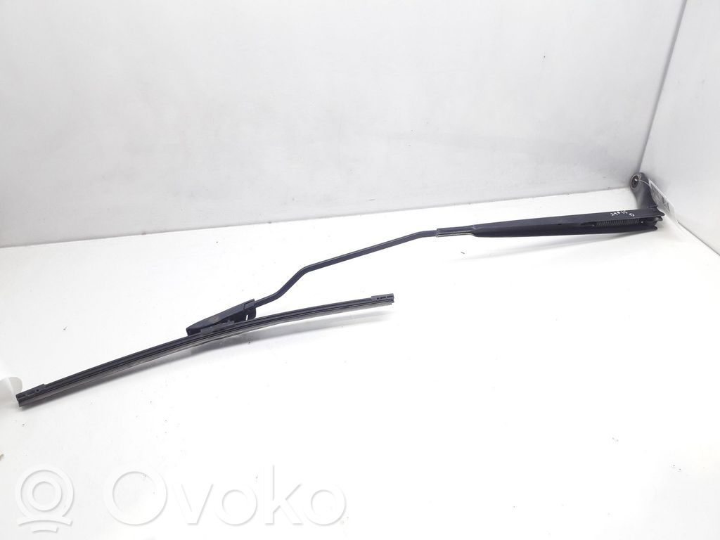Citroen C3 Front wiper blade arm 