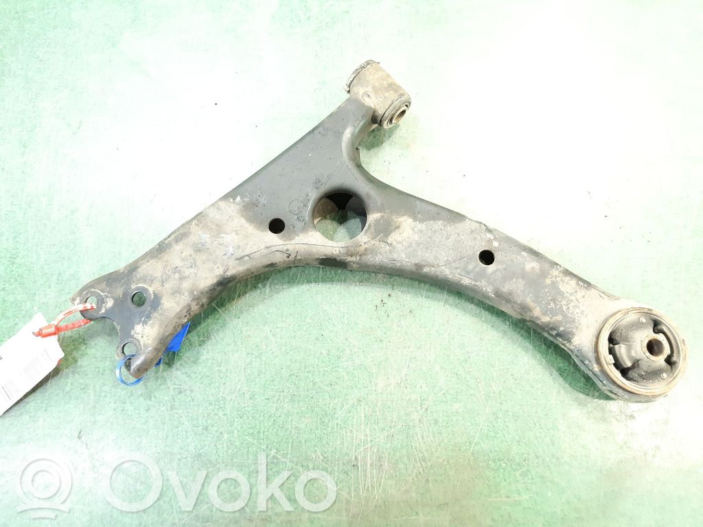 Toyota Corolla E120 E130 Dakša 