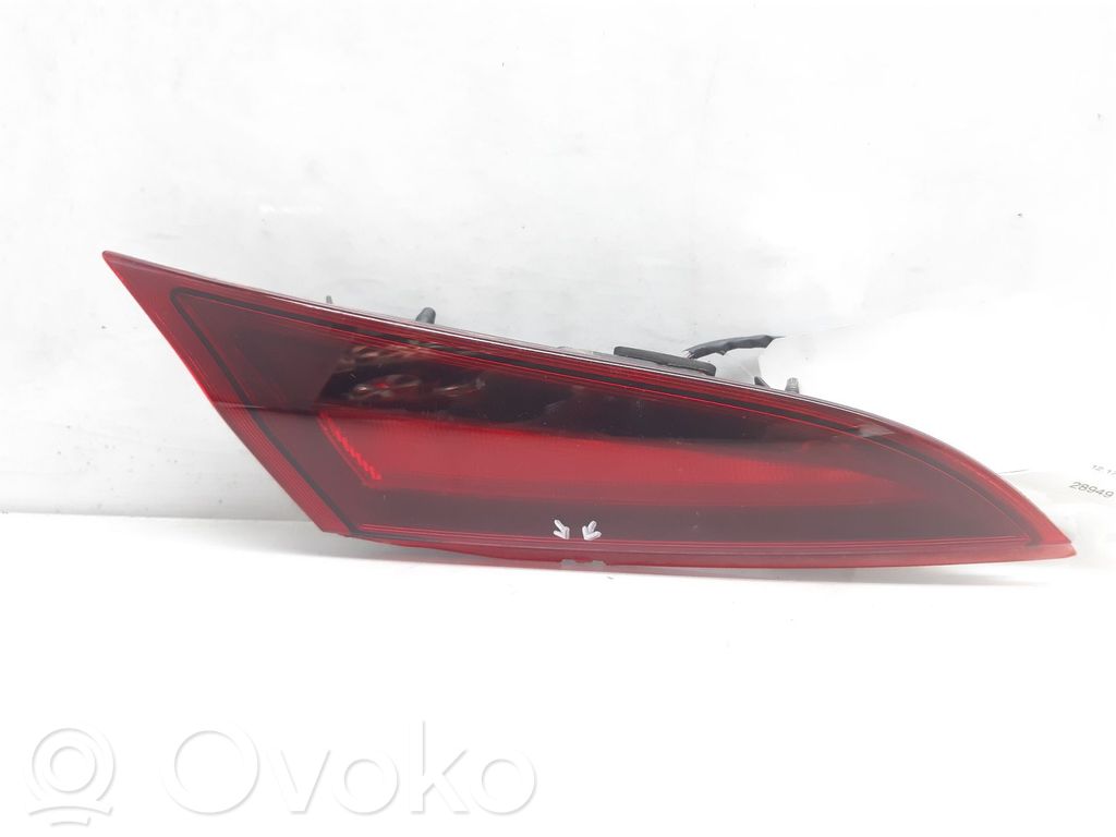 Opel Insignia A Takaluukun takavalot 