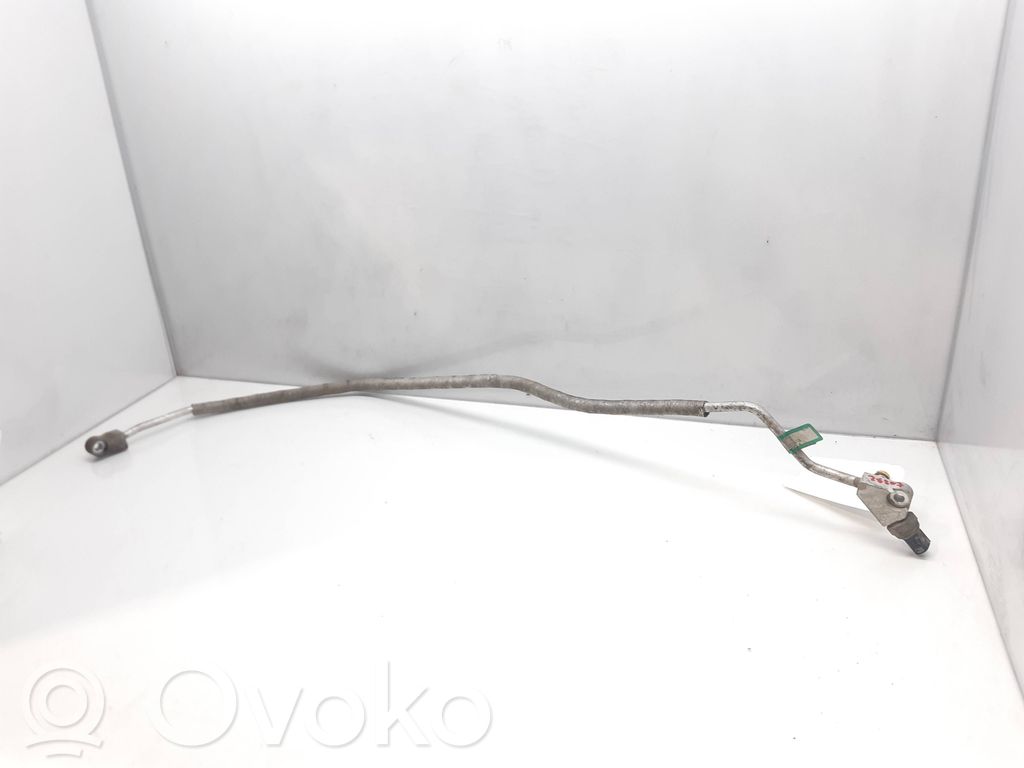 BMW 3 E90 E91 Ilmastointilaitteen putki (A/C) 