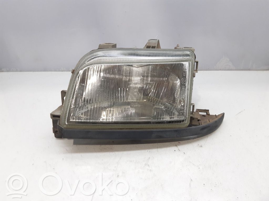Renault Clio I Headlight/headlamp 