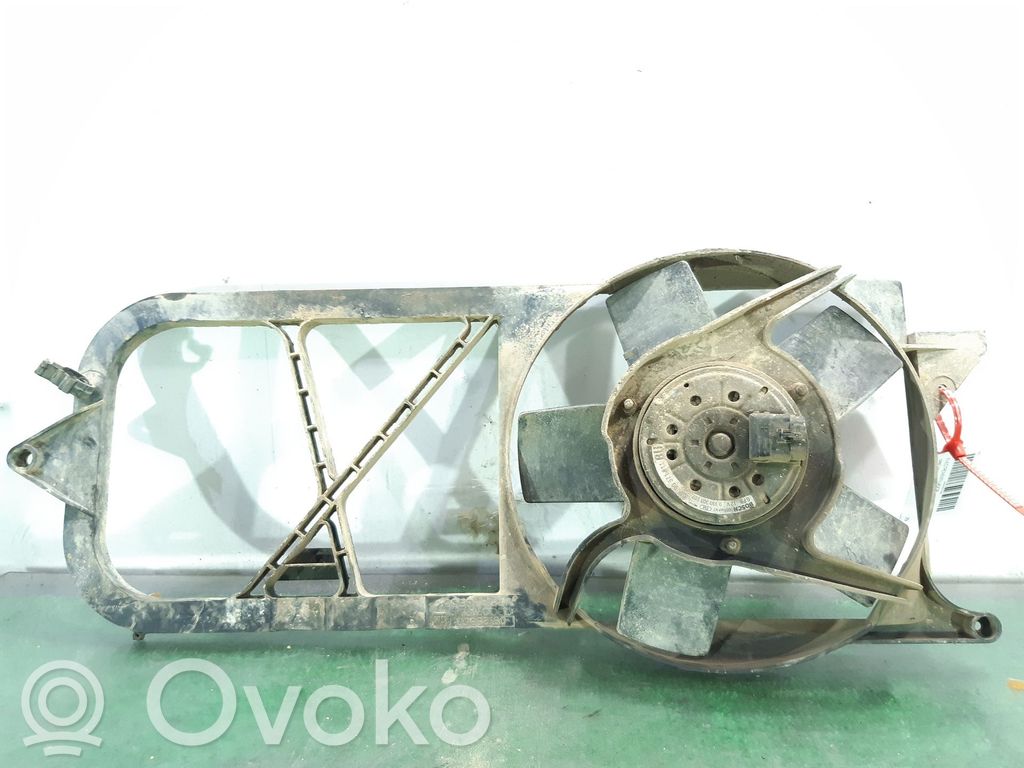Elektryczny wentylator chłodnicy   1341279